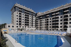 Nuriasol Apartel (with pool)